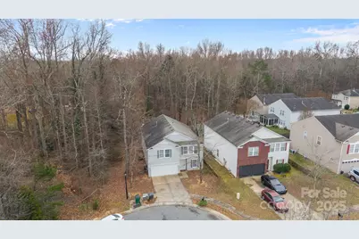 8618 Herons Pond Court, Charlotte, NC 28215 - Photo 40