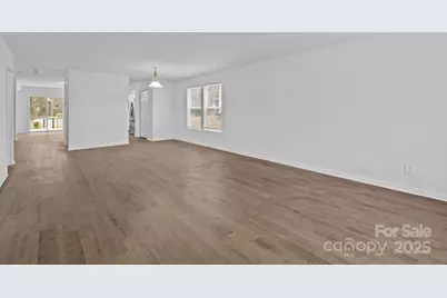 8618 Herons Pond Court, Charlotte, NC 28215 - Photo 4