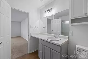 8618 Herons Pond Ct, Charlotte, NC 28215 - Photo 22