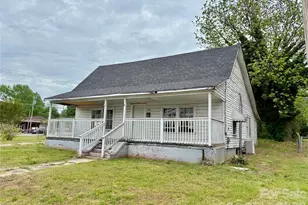 104 E Church St, Dallas, NC 28034 - Photo 1