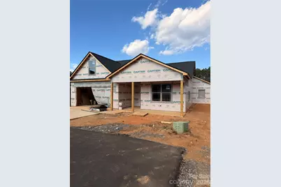 831A Wynnshire Drive #Lot 61 Unit A, Hickory, NC 28601 - Photo 2