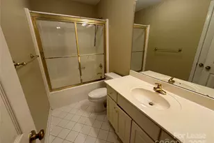 2206 Water Oak Ln, Gastonia, NC 28056 - Photo 18