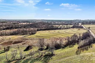 498 Carolina Ridge Rd, Gaffney, SC 29341 - Photo 8