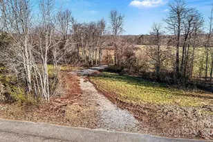 498 Carolina Ridge Rd, Gaffney, SC 29341 - Photo 12