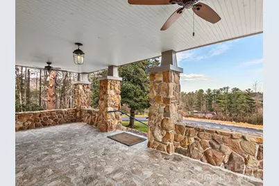 116 Elson Avenue, Hendersonville, NC 28739 - Photo 2