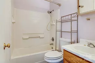 90 2nd St SE, Catawba, NC 28609 - Photo 18