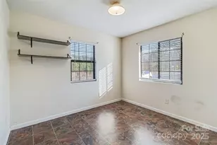 90 2nd St SE, Catawba, NC 28609 - Photo 16