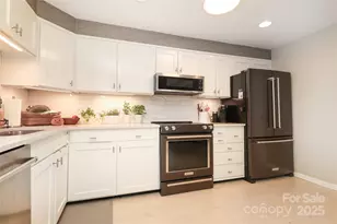 1300 Reece Rd, Charlotte, NC 28209 - Photo 8