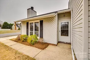 10932 Copperfield Dr, Pineville, NC 28134 - Photo 2