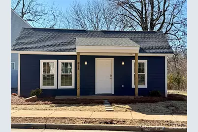 522 W McLelland Avenue, Mooresville, NC 28115 - Photo 1