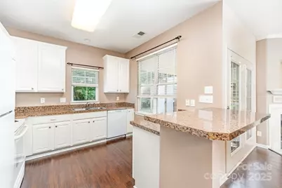 16659 Commons Creek Drive, Charlotte, NC 28277 - Photo 12