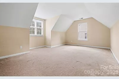 8725 Holly Creek Court, Charlotte, NC 28216 - Photo 12