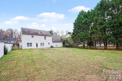 8725 Holly Creek Court, Charlotte, NC 28216 - Photo 18