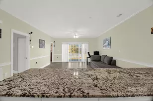 9047 Meadow Vista Rd, Charlotte, NC 28213 - Photo 12