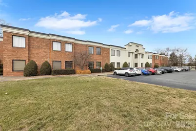 2101 Sardis Road N #206A, Charlotte, NC 28227 - Photo 4