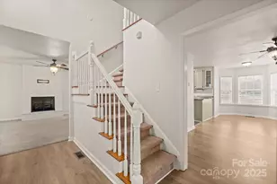 110 Turnberry Ln, Mooresville, NC 28117 - Photo 2