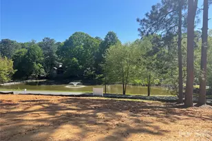 5907 Lakeview Dr, Charlotte, NC 28270 - Photo 2