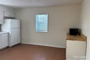 828 Spruce St, Mooresville, NC 28115 - Photo 6