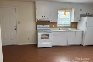 828 Spruce St, Mooresville, NC 28115 - Photo 8