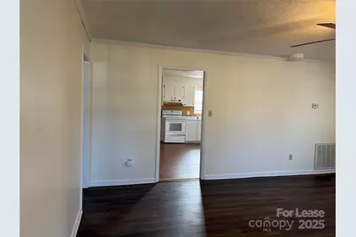 828 Spruce Street, Mooresville, NC 28115 - Photo 2