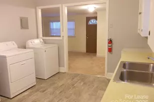 2746 Dogwood Ave, Charlotte, NC 28206 - Photo 6