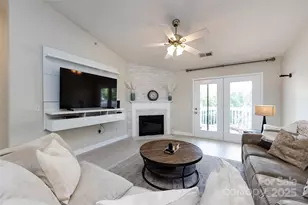 16354 Redstone Mountain Ln, Charlotte, NC 28277 - Photo 8