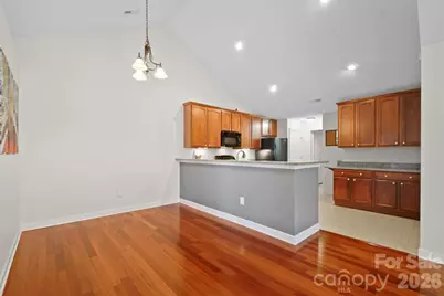 5518 Prosperity View Drive, Charlotte, NC 28269 - Photo 10