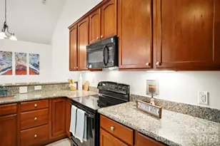 5518 Prosperity View Dr, Charlotte, NC 28269 - Photo 14