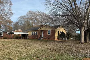 809 Howard St, Shelby, NC 28152 - Photo 2