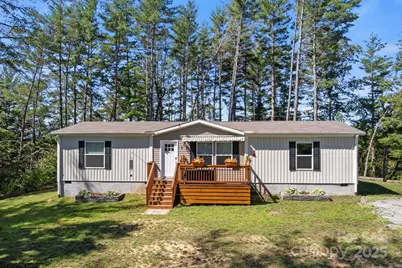102 Kiwassa Lane, Hendersonville, NC 28792 - Photo 1