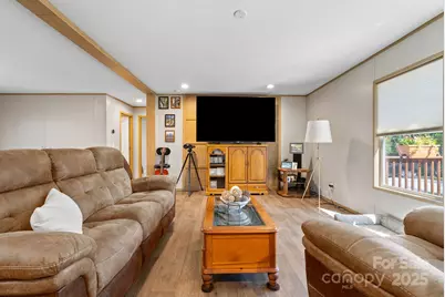 102 Kiwassa Lane, Hendersonville, NC 28792 - Photo 10