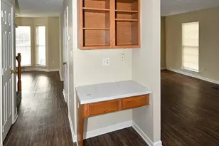 9701 Veronica Dr, Charlotte, NC 28215 - Photo 8