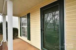 9701 Veronica Dr, Charlotte, NC 28215 - Photo 2