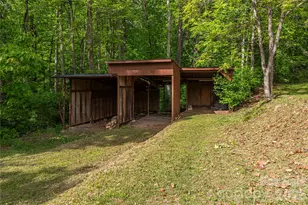 393 Carver Mountain Valley, Sylva, NC 28779 - Photo 34