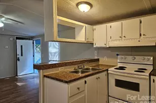 776 Montgomery Dr, Rock Hill, SC 29732 - Photo 4