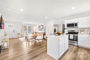 4447 Wild Rdg Dr, Charlotte, NC 28215 - Photo 8