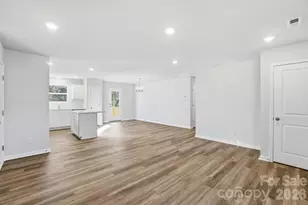 1207 Suncrest Ave, Statesville, NC 28677 - Photo 16