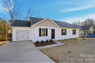 1207 Suncrest Avenue, Statesville, NC 28677 - Photo 2