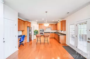 6227 Castlecove Rd, Charlotte, NC 28278 - Photo 14