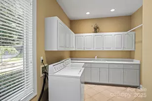 101 Beckwood Ct, Flat Rock, NC 28731 - Photo 20