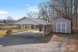 432 S Main St, Troutman, NC 28166 - Photo 22