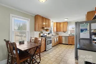 432 S Main St, Troutman, NC 28166 - Photo 8