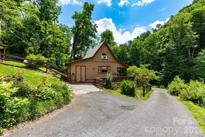 1010 and 1014 Melton Branch Road, Bakersville, NC 28705 - Photo 22