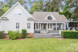 9372 Island Point Rd, Sherrills Ford, NC 28673 - Photo 18