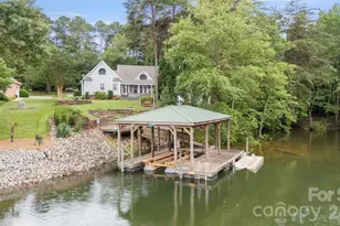 9372 Island Point Rd, Sherrills Ford, NC 28673 - Photo 18