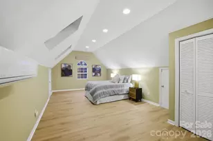 9372 Island Point Rd, Sherrills Ford, NC 28673 - Photo 14