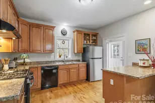 274 White Oak Cir, Burnsville, NC 28714 - Photo 14