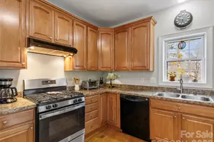 274 White Oak Cir, Burnsville, NC 28714 - Photo 12