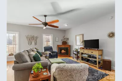 274 White Oak Circle, Burnsville, NC 28714 - Photo 12