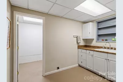 274 White Oak Circle, Burnsville, NC 28714 - Photo 36